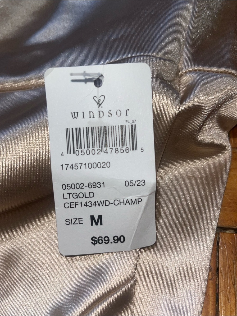 NWT Windsor halter champagne dress